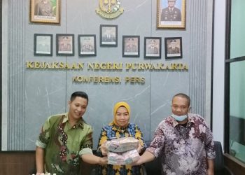 PERINGATI HARI ANTI KORUPSI SEDUNIA,KEJARI PURWAKARTA SAMPAIKAN PENANGAN TINDAK PIDANA KORUPSI DIWILAYAH HUKUMNYA