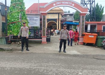 Laksanakan Kegiatan Rutin, Polres Nias Melakukan Pengamanan Ibadah Gereja di Seputaran Kota Gunungsitoli
