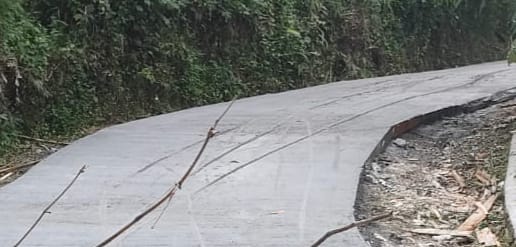 Warga setempat sangat Terbantu dengan Proyek Jalan Betonisasi Sepanjang 500 Meter Di Desa Pondok Bungur