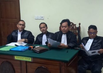 Ruang Sidang Cakra Di PN RANGKAS BITUNG, 1 Orang Saksi Bernama Carles Mengatakan Diarahkan Oleh Penyidik