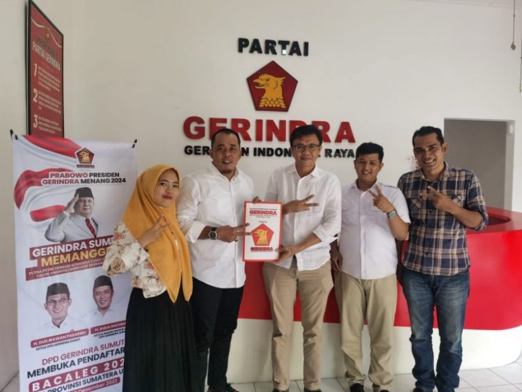 Yamotuho Gulo Mendaftarkan Diri sebagai Caleg DPRD Provinsi Sumut Dapil VIII