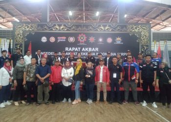 Rapat Akbar KRPI Berjalan Sukses, Supir Angkot: Rieke Diah Pitaloka Konsisten Kawal Hak Pekerja