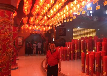 800 Lampion Menghiasi Malam Imlek di Vihara Nimmala Kota Tangerang
