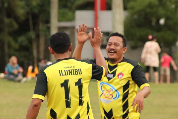 Tim ILUNI 80 FC Tangerang Menjuarai Fourfreo Burma Reborn