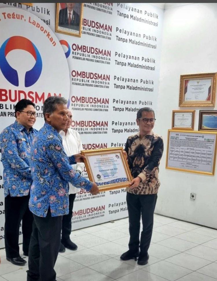 Pemkab Nias Dapat Nilai Terbaik se- Sumut Raih Zona Hijau Pelayanan Publik dari Ombudsman RI