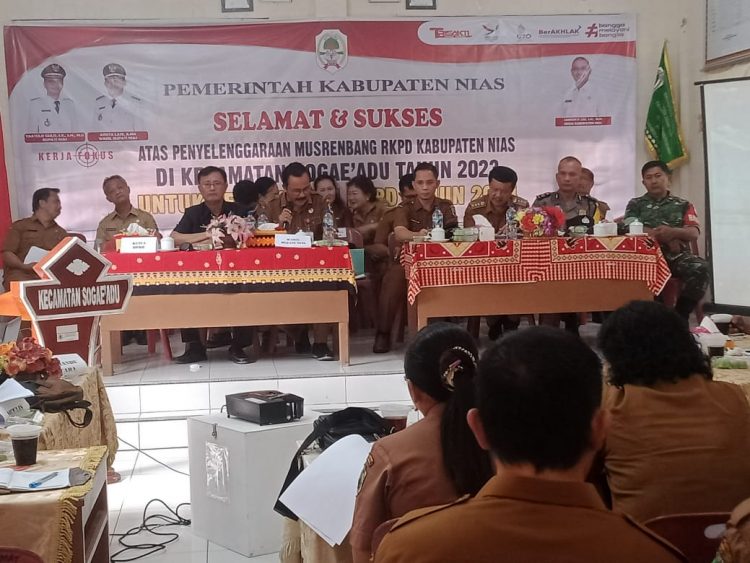 Asisten III Wakili Bupati Nias Membuka Secara Resmi Musrenbang Kecamatan Sogaeadu