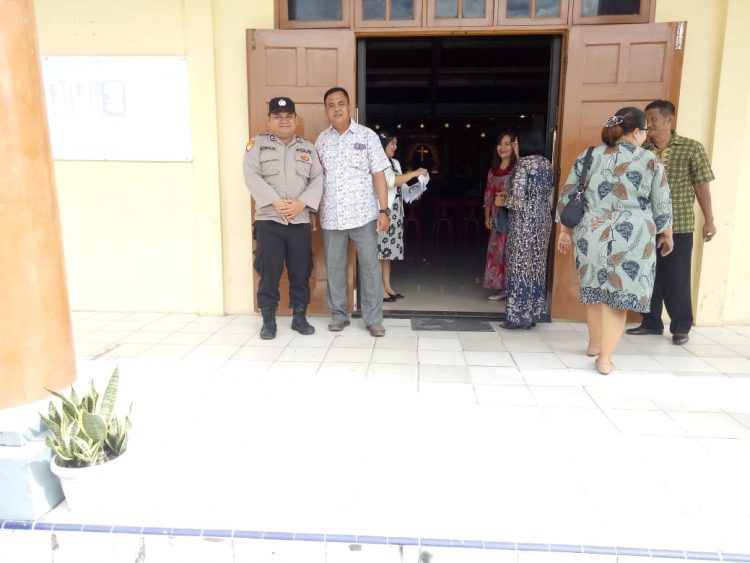 Polres Nias Lakukan Pengamanan Jalannya Ibadah Gereja di Seputaran Kota Gunungsitoli
