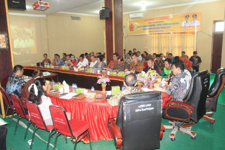 Bupati Nias Barat Membuka Forum Perangkat Daerah Dalam Penyusunan Ranwal RKPD Tahun 2024