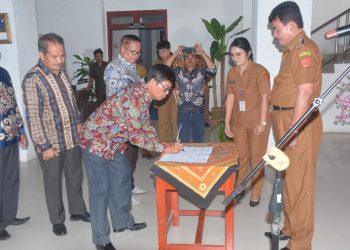 Bupati Nias Barat Kukuhkan Pengurus DPWK PMNBI Kabupaten Nias Barat Periode 2023-2027