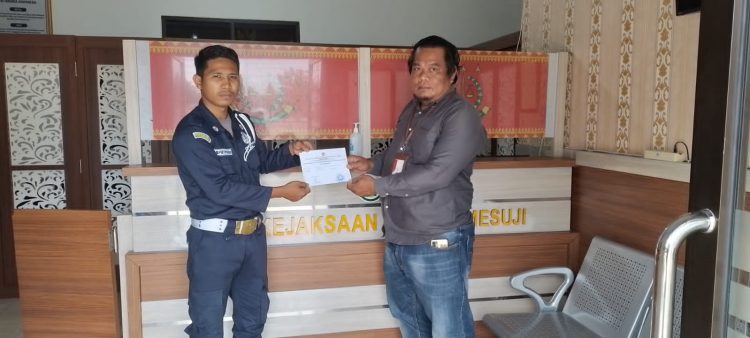 Terkait Dugaan Anggaran, Kepala Dinkes Dan Kapus Panggung Jaya Resmi Dilaporkan ke Kejari