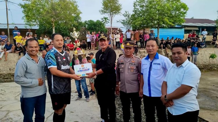 Bupati Nias Barat Saksikan Laga Final Futsal IPNB CUP