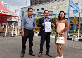 Ketua Umum YAPERMA di Dampingi Ketua Umum Asosisasi LPKSM Indonesia (ILI) Mempolisikan PT.Toyota Astra Financial Servisces, Cab Tangerang Kota