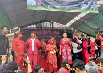 Soleman.SE dan Rieke Diah Pitaloka Hadiri Final Festival Rampak Bedug Desa Tridaya Sakti Kecamatan Tambun Selatan