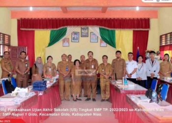 Pelaksanaan Ujian Akhir Sekolah (US) Tingkat SMP Se-Kabupaten Nias Di Monitoring Oleh Plh. Sekda