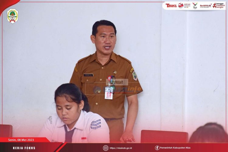 MONITORING PELAKSANAAN UJIAN SEKOLAH (US) TINGKAT SMP TP. 2022/2023 SE-KABUPATEN NIAS