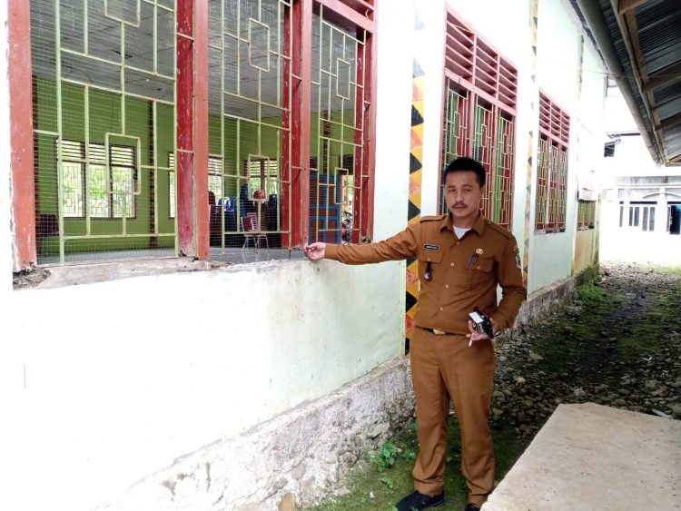 Gedung Sanggar Budaya Desa Hiligogowa Maliwa’a Lapuk, Kades: Tidak Bisa Di Renov, Tak Ada Alas Hak