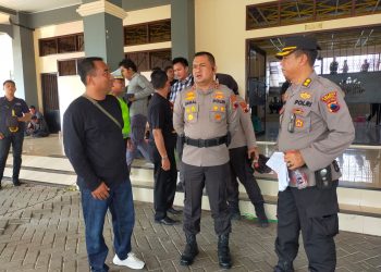 Kapolres Kendal Pimpin Pengamanan Pertandingan Sepak Bola PSIS Semarang Vs Persik Kendal