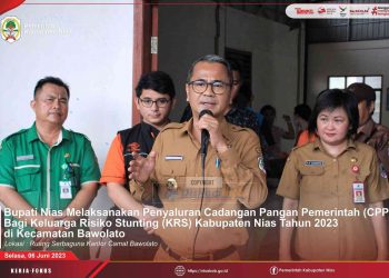 BUPATI NIAS SERAHKAN BANTUAN CADANGAN PANGAN PEMERINTAH (CPP) KEPADA KELUARGA RESIKO STUNTING (KRS)