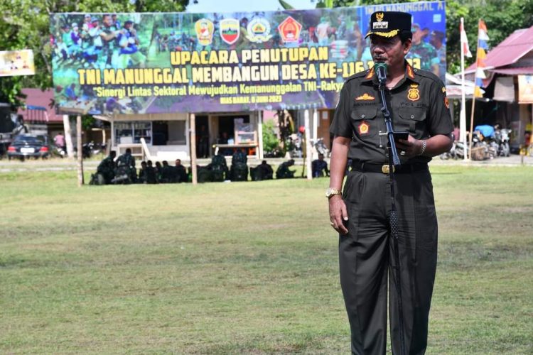 Bupati Nias Barat Hadiri Upacara Penutupan TMMD Ke-116 TA. 2023 Di Wilayah Kodim 0213/Nias