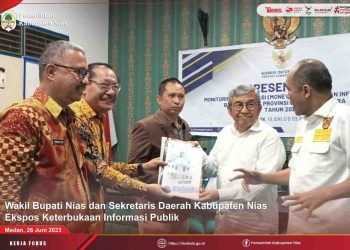 WABUP DAN SEKDA NIAS EKSPOS KETERBUKAAN INFORMASI PUBLIK