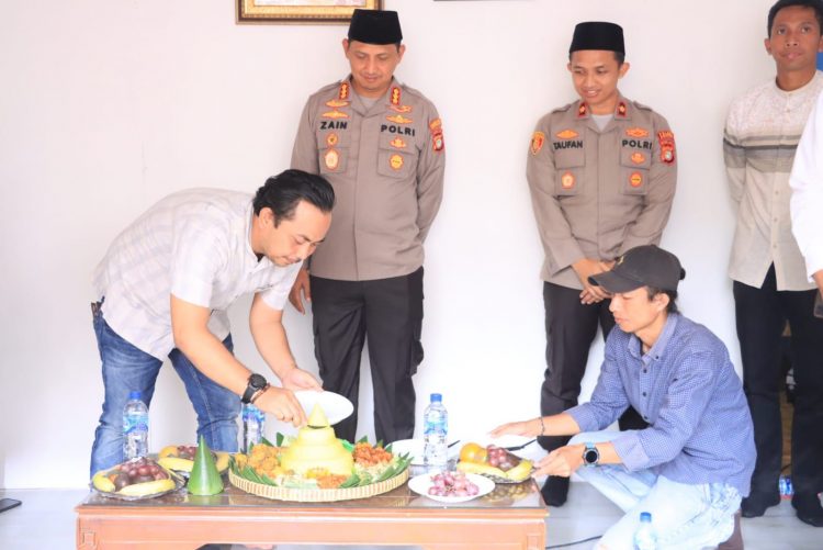 Peresmian Sekretariat, Forwat Gelar Santunan dan Doa Bersama