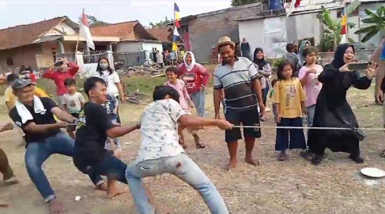 Warga Desa Jaya Mulya Ikuti Perlombaan Perlombaan Memeriahkan HUT RI ke-78