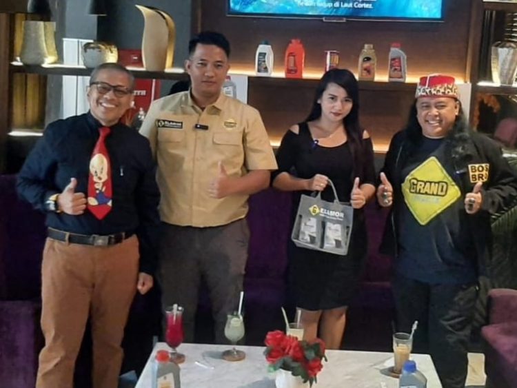 Saksikan Wulan Kayla Bersama Papa Zidan Dan Heru BosBro Di Podcast OTOMATIS Yang Di Sponsori Oli GRAND