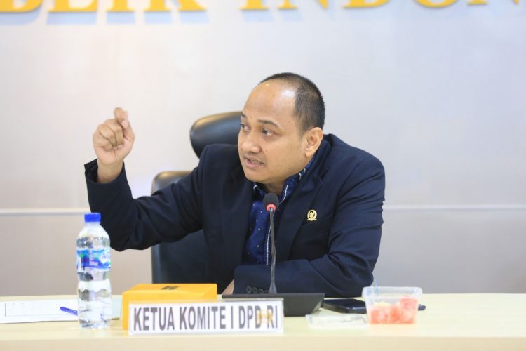 Ketua Komite I DPD RI Fachrul Razi Desak Presiden Jokowi Lindungi Rakyat dan Tanah di Rempang