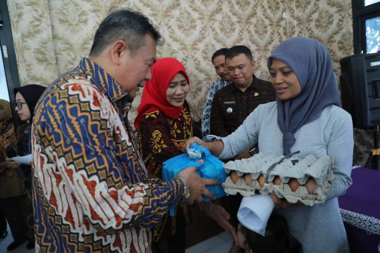 Cegah Stunting, Penjabat Bupati Purwakarta Lakukan Intervensi Spesifik Penanganan