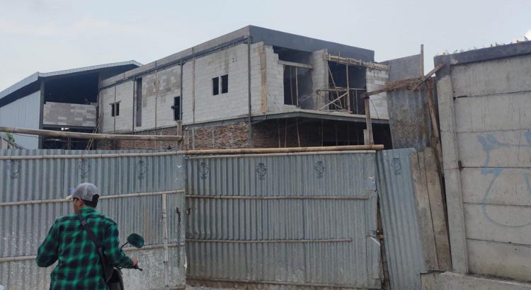 Pembangunan Gedung di Curug Cukanggalih Diduga Tak Kantongi PBG, LSM PPUK Desak Satpol PP Segera Turun