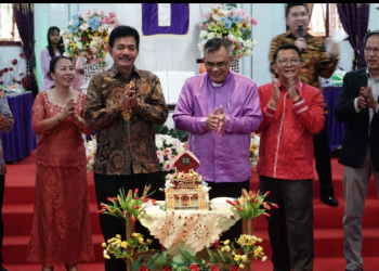 Bupati Nias Barat Hadiri Perayaan HUT Ke-55 Gereja ONKP Jemaat Tetesua