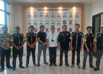 PENGADILAN NEGERI SERANG MENDAPATKAN DUKUNGAN DARI LSM GERAKAN MASYARAKAT BAWAH INDONESIA (GMBI), DEMI TERCIPTANYA PENEGAKAN HUKUM YANG ADIL