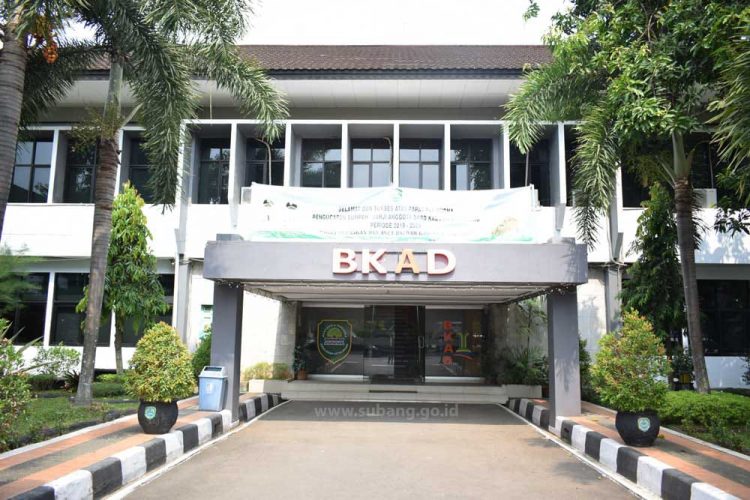 TPP Hak dari Pegawai Kepemerintahan di Purwakarta,tak Kunjung di Realisasi kan,ada Apa dengan Pemkab Melalui Dinas terkait BKAD!!!