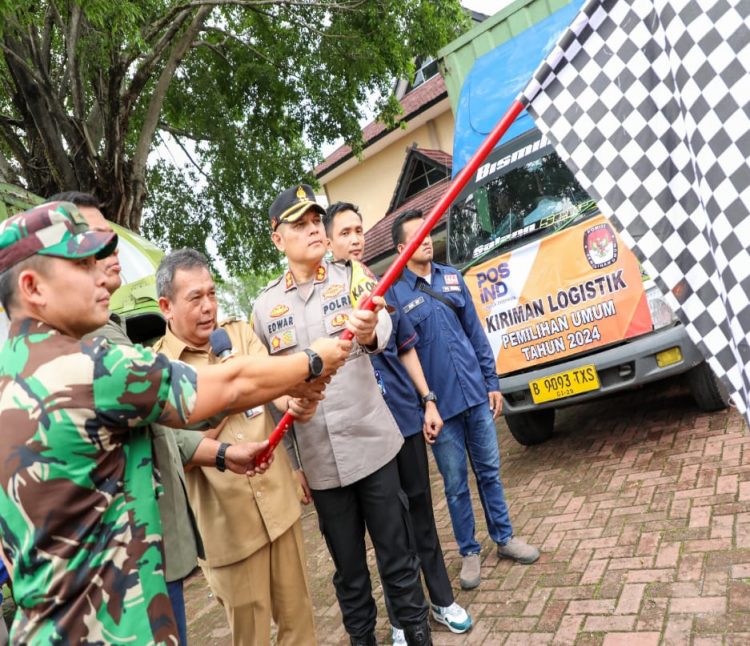 Pemkab Purwakarta Dukung KPU Sukseskan Pemilu 2024, Ratusan Nakes Pantau Kesehatan Ribuan Anggota KPPS