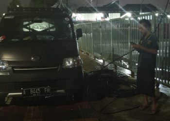 Pemasangan Kabel Udara Indihome di Kota Tangerang Diduga Dibekingi Seorang Oknum TNI