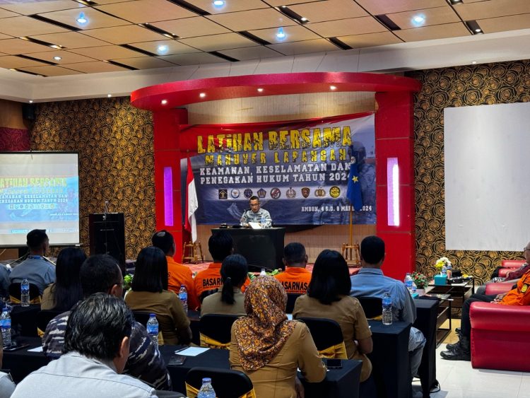 Persiapan Operasi, Bakamla RI Gelar Latihan Manuver Lapangan di Ambon