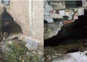 Ambruk Rumah Warga Akibat Longsor, Diduga Pemda Purwakarta Seolah-Olah Tutup Mata,selama Tiga Bulan dibiarkan Parah !!!!