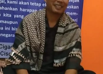 Pokonya Joosss..!!  Ini Solusi nya Soal Urusan Alat Vital dan Kejantanan Pria Kang Ujang, Asli Cucu Mak Erot