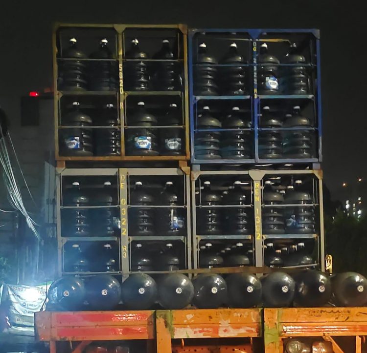 Resmob Polres Metro Tangerang Kota Berhasil Ungkap dan Amankan Pelaku Pemalsuan Aqua Galon