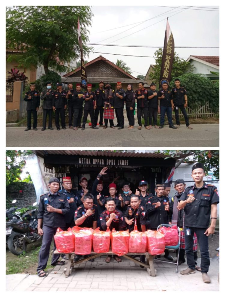Berbagi Dalam Kebaikan Di Bulan Ramadhan ” Ormas BPPKB Banten Ranting Jambe Bagi-bagi Takjil Gratis Kepada Masyarakat