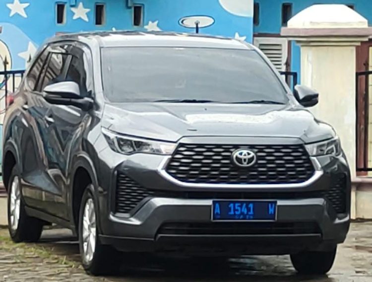 Diduga Karena Malu, Plat Nomor Kendaraan Dinas KADIS DBMSDA Kabupaten Tangerang Disamarkan