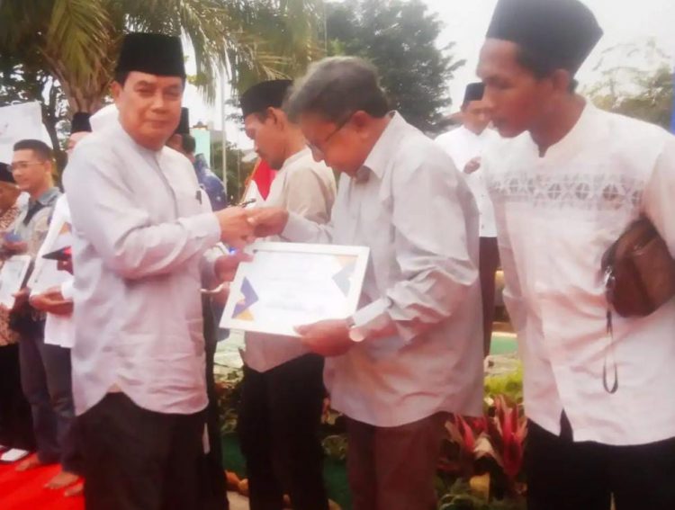 Santuni Anak Yatim, Kecamatan Kelapa Dua Peringati Miladnya ke 17 Tahun di Bulan Ramadhan