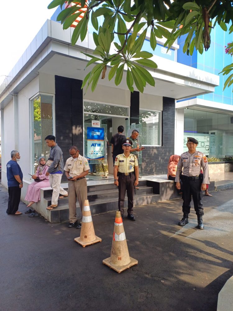 Jelang Lebaran, Sat Samapta Polres Purwakarta Terus Intensifkan Patroli dan Pengamanan Objek Vital