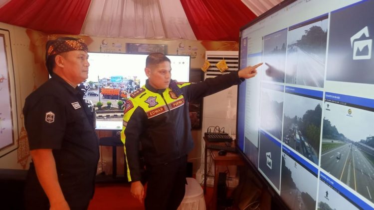 Polres Purwakarta Terus Pantau Arus Mudik Lebaran Lewat CCTV