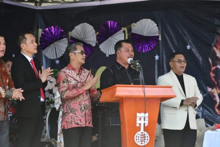 Bupati Nias Hadiri Perayaan HUT BNKP Kota Gunungsitoli