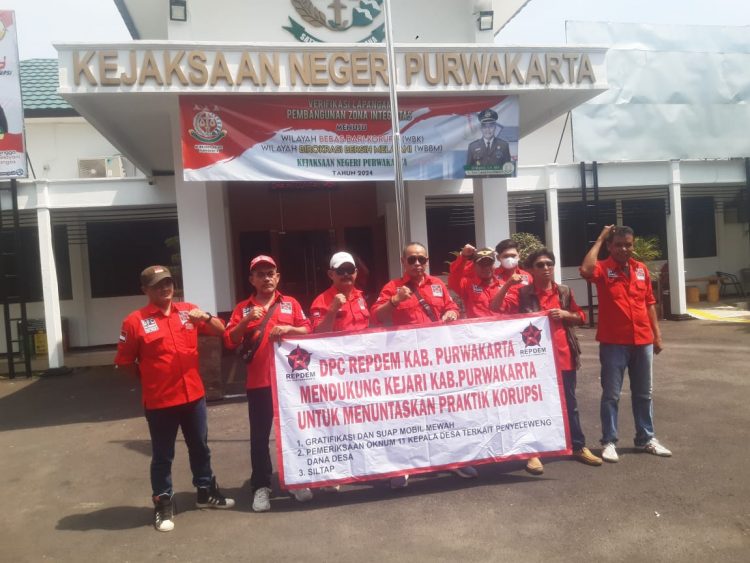 REFDEM TERUS DESAK KEJARI UNTUK TUNTASKAN KASUS-KASUS KORUPSI DI PURWAKARTA
