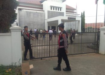 LSM BP2A2N: Banten Geruduk Kantor KPUD Kabupaten Tangerang