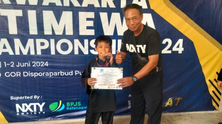 Pesilat Padepokan 11 Elang Putih Dari Selatan Raih Juara 1 Kejuaraan Purwakarta Istimewa Championship 2024