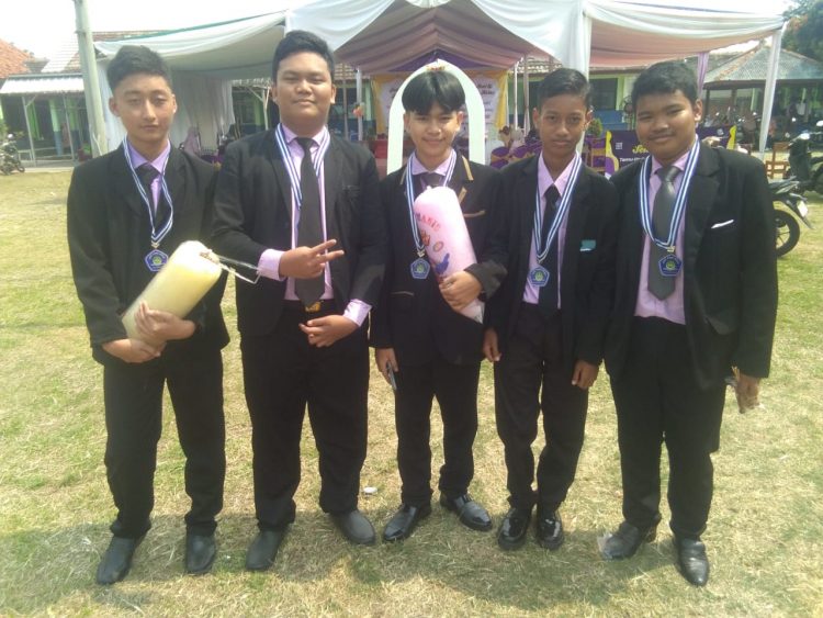 Generation Gala Kita Untuk Merayakan Akademik Siswa: Pelepasan Dan Perpisahan Kelas IX SMP PGRI Daru Tahun Ajaran 2023/2024