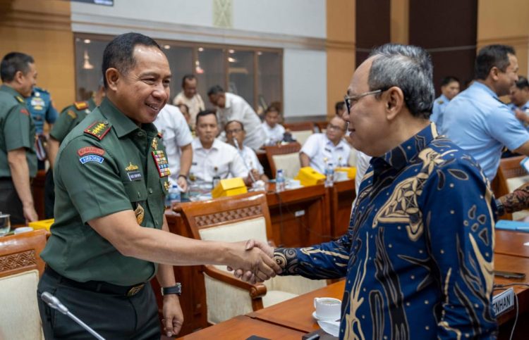 Panglima TNI: Hadiri Rapat Kerja Komisi I DPR RI